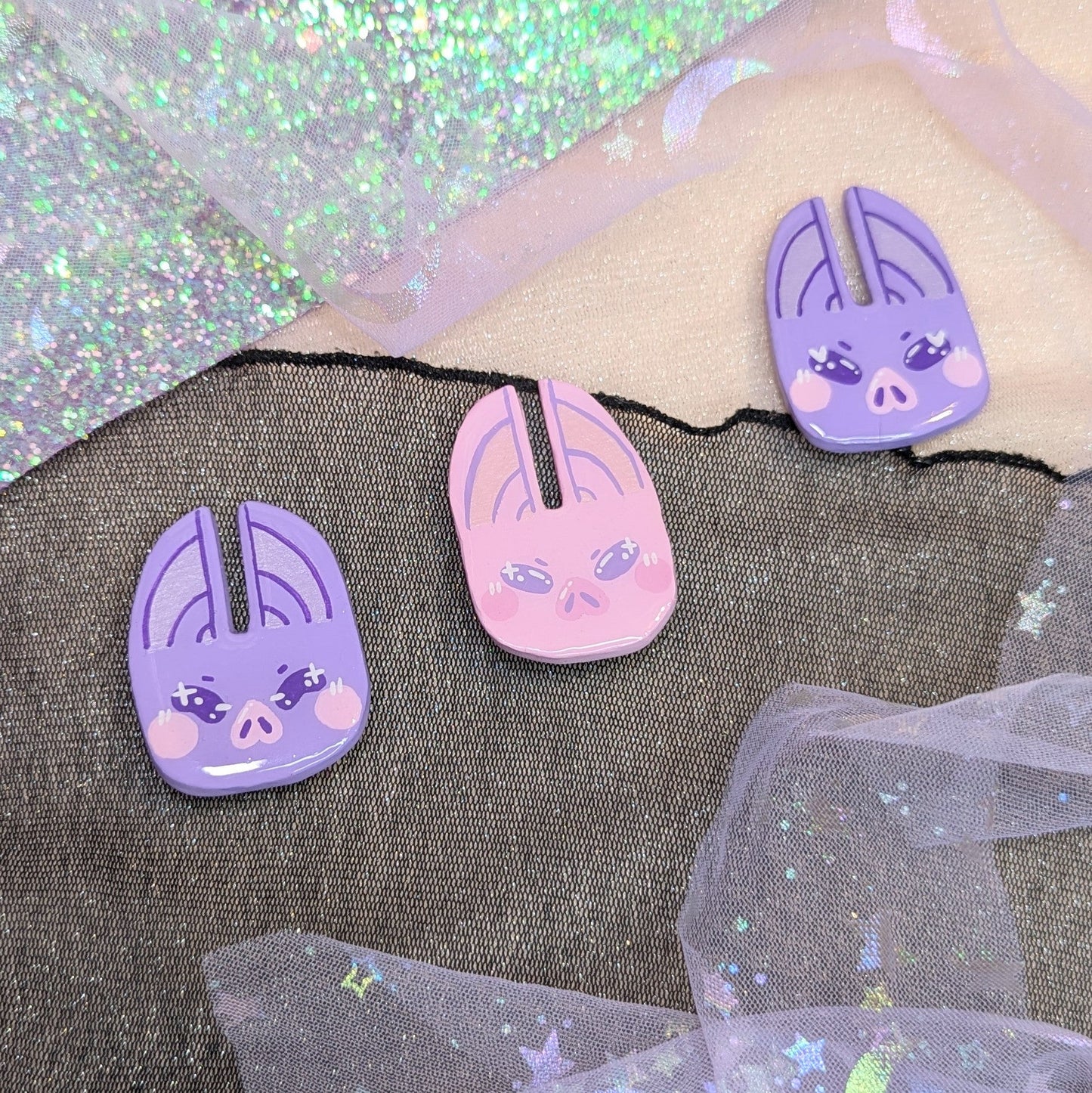 Pin's Chauve-souris Lilie Doigts de Fée